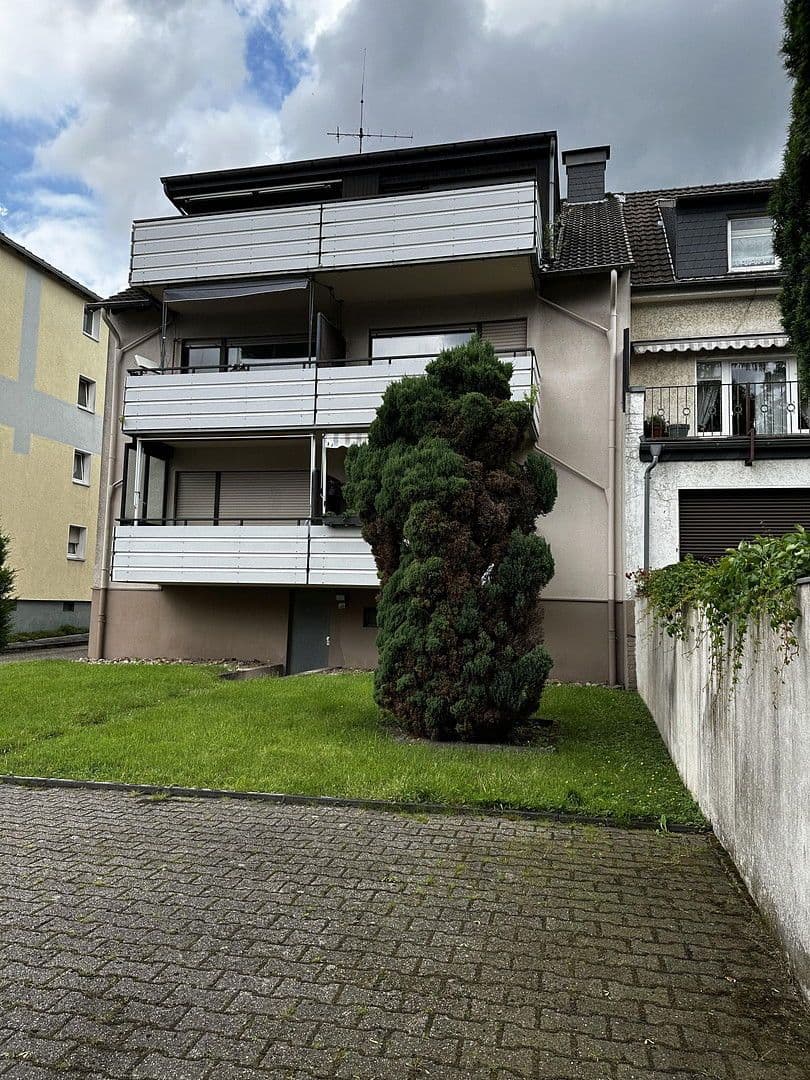 Predaj bytu 4-izbový 115 m², Oberhausen, Severné Porýnie - Westfálsko Predaj bytu 4-izbový 115 m², Oberhausen, Severné Porýnie - Westfálsko