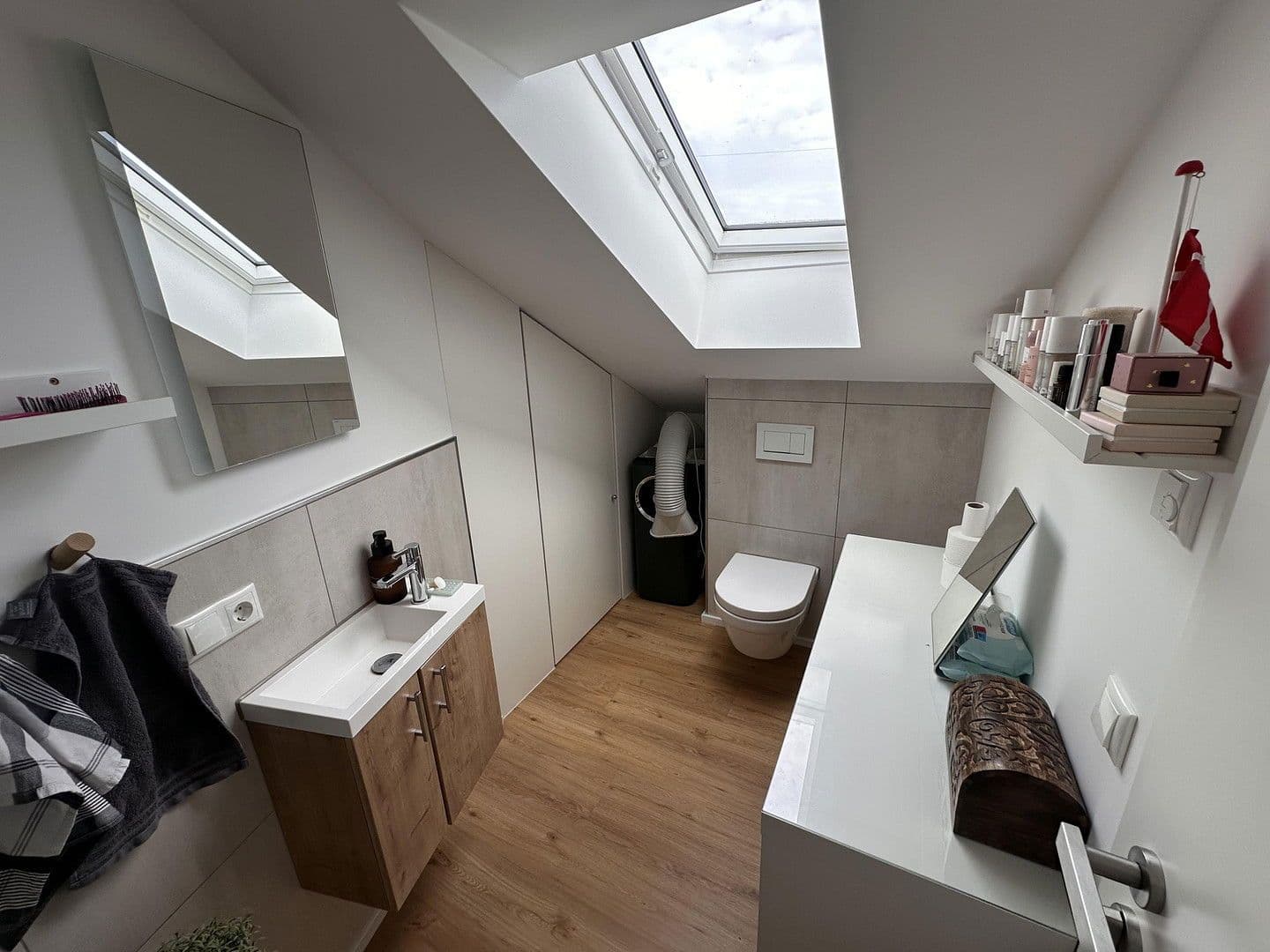 Predaj domu 135 m², pozemek 282 m², Fuchsenweg 54, Irchenrieth, Bavorsko Predaj domu 135 m², pozemek 282 m², Fuchsenweg 54, Irchenrieth, Bavorsko