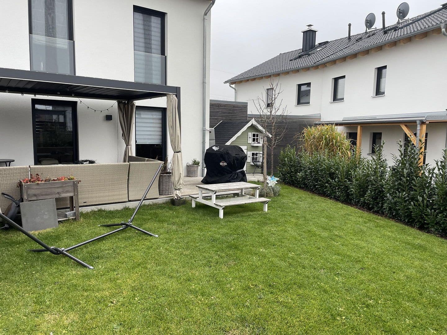 Predaj domu 135 m², pozemek 282 m², Fuchsenweg 54, Irchenrieth, Bavorsko Predaj domu 135 m², pozemek 282 m², Fuchsenweg 54, Irchenrieth, Bavorsko