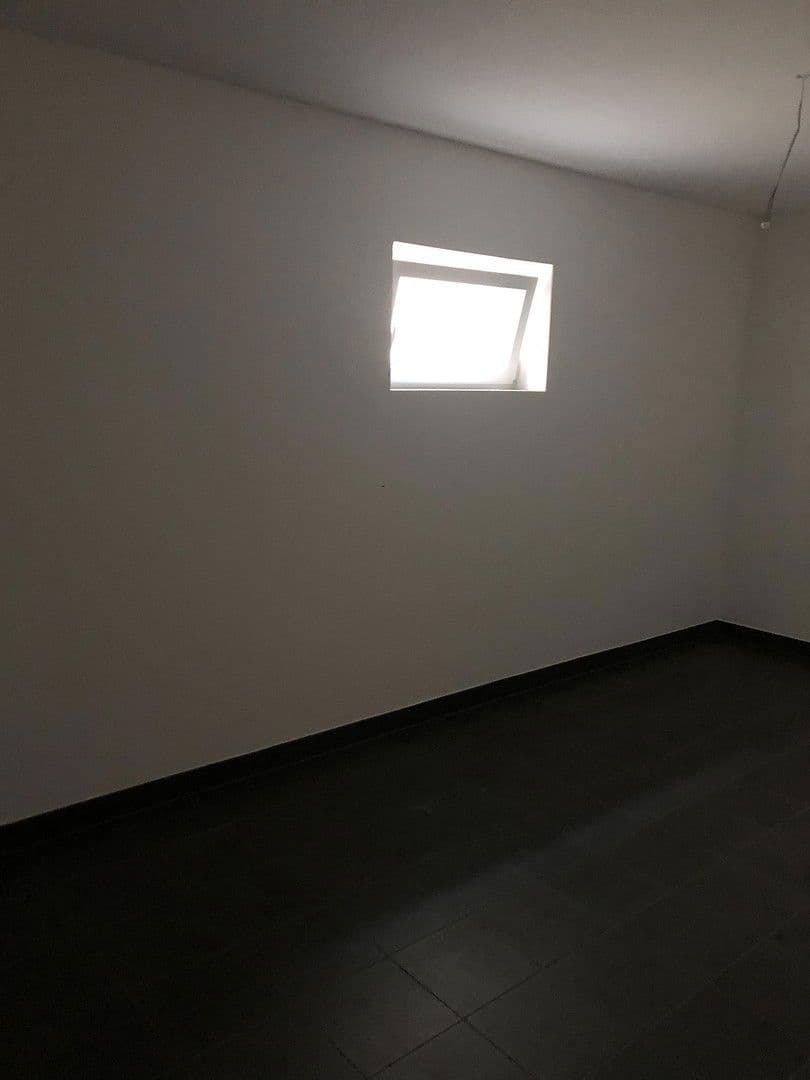 Predaj domu 135 m², pozemek 282 m², Fuchsenweg 54, Irchenrieth, Bavorsko Predaj domu 135 m², pozemek 282 m², Fuchsenweg 54, Irchenrieth, Bavorsko