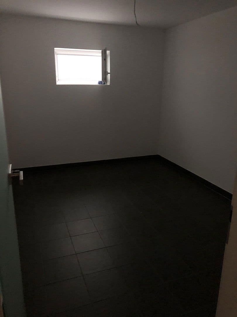 Predaj domu 135 m², pozemek 282 m², Fuchsenweg 54, Irchenrieth, Bavorsko Predaj domu 135 m², pozemek 282 m², Fuchsenweg 54, Irchenrieth, Bavorsko