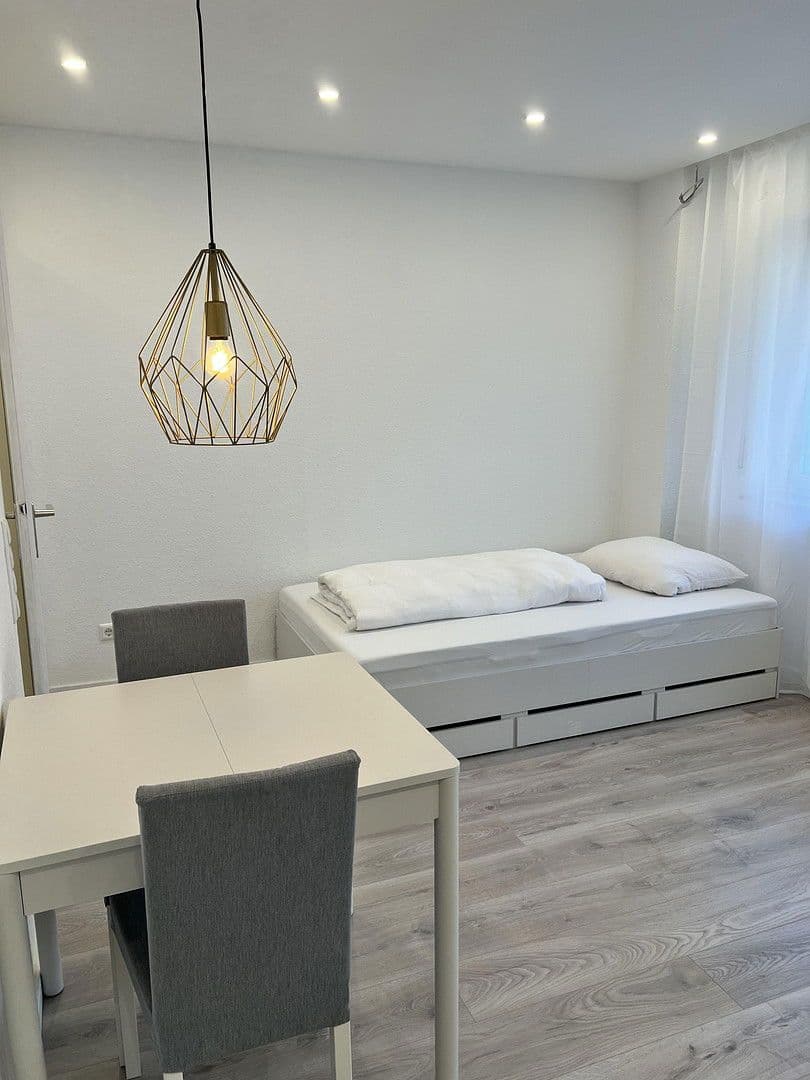 Prenájom bytu 1-izbový 26 m², Danneckerstrasse, Stuttgart, Bádensko-Wurttembersko Prenájom bytu 1-izbový 26 m², Danneckerstrasse, Stuttgart, Bádensko-Wurttembersko