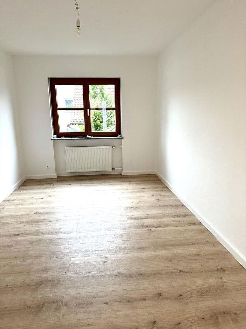 Prenájom bytu 4-izbový 132 m², Hauptstraße 30, Bischofsmais, Bavorsko Prenájom bytu 4-izbový 132 m², Hauptstraße 30, Bischofsmais, Bavorsko