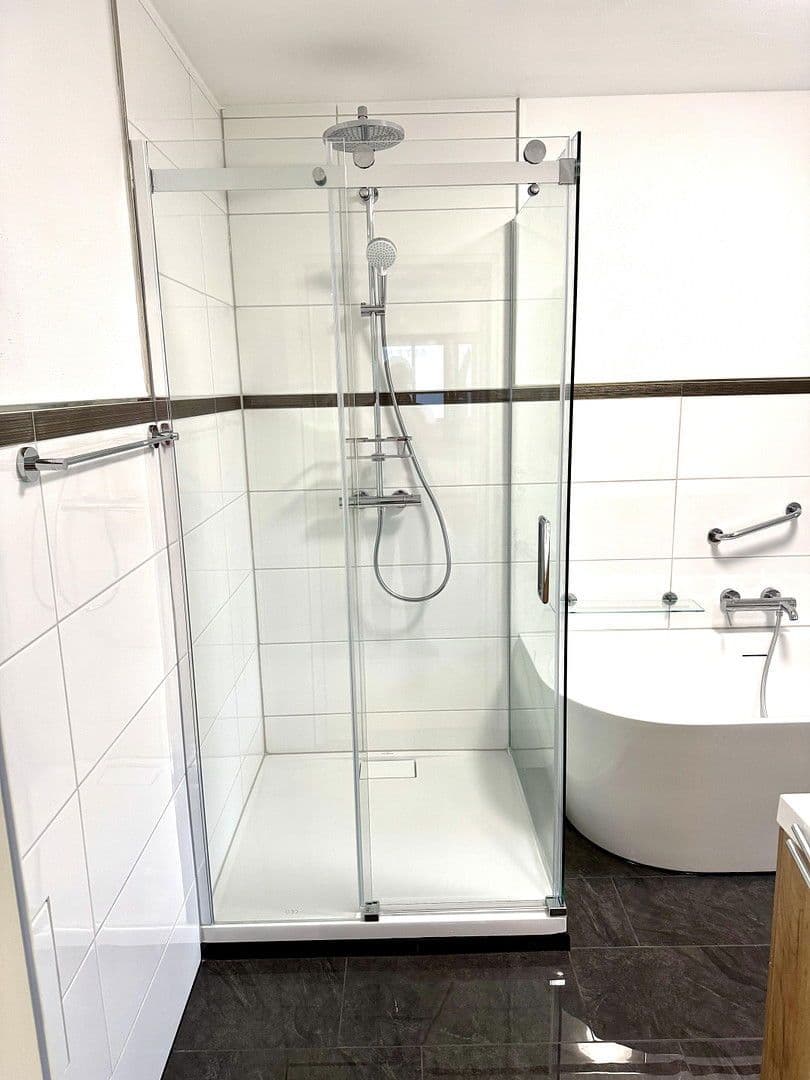 Prenájom bytu 4-izbový 132 m², Hauptstraße 30, Bischofsmais, Bavorsko Prenájom bytu 4-izbový 132 m², Hauptstraße 30, Bischofsmais, Bavorsko