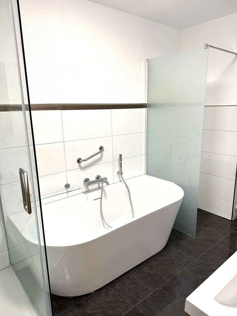 Prenájom bytu 4-izbový 132 m², Hauptstraße 30, Bischofsmais, Bavorsko Prenájom bytu 4-izbový 132 m², Hauptstraße 30, Bischofsmais, Bavorsko