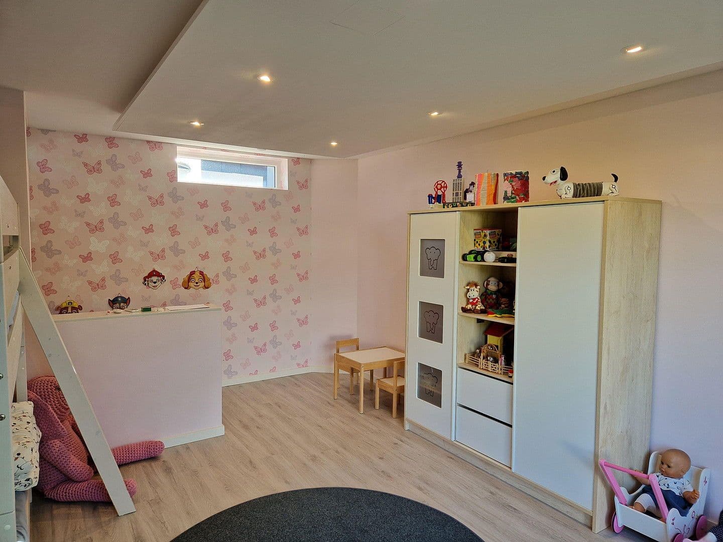 Predaj domu 221 m², pozemek 1.712 m², Schwäbisch Gmünd, Bádensko-Wurttembersko Predaj domu 221 m², pozemek 1.712 m², Schwäbisch Gmünd, Bádensko-Wurttembersko