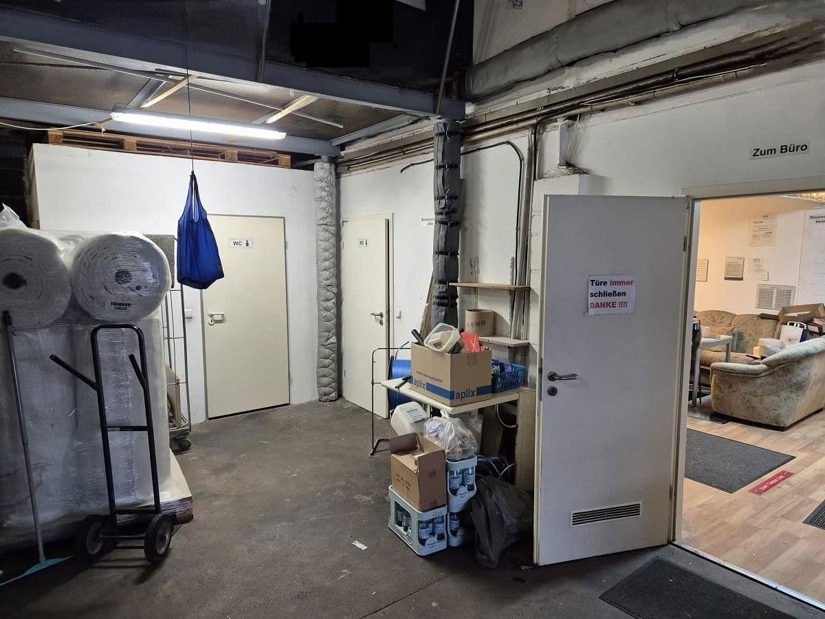 Prenájom nebytového priestoru 420 m², Hardenbergstraße 53, Krefeld, Severné Porýnie - Westfálsko Prenájom nebytového priestoru 420 m², Hardenbergstraße 53, Krefeld, Severné Porýnie - Westfálsko