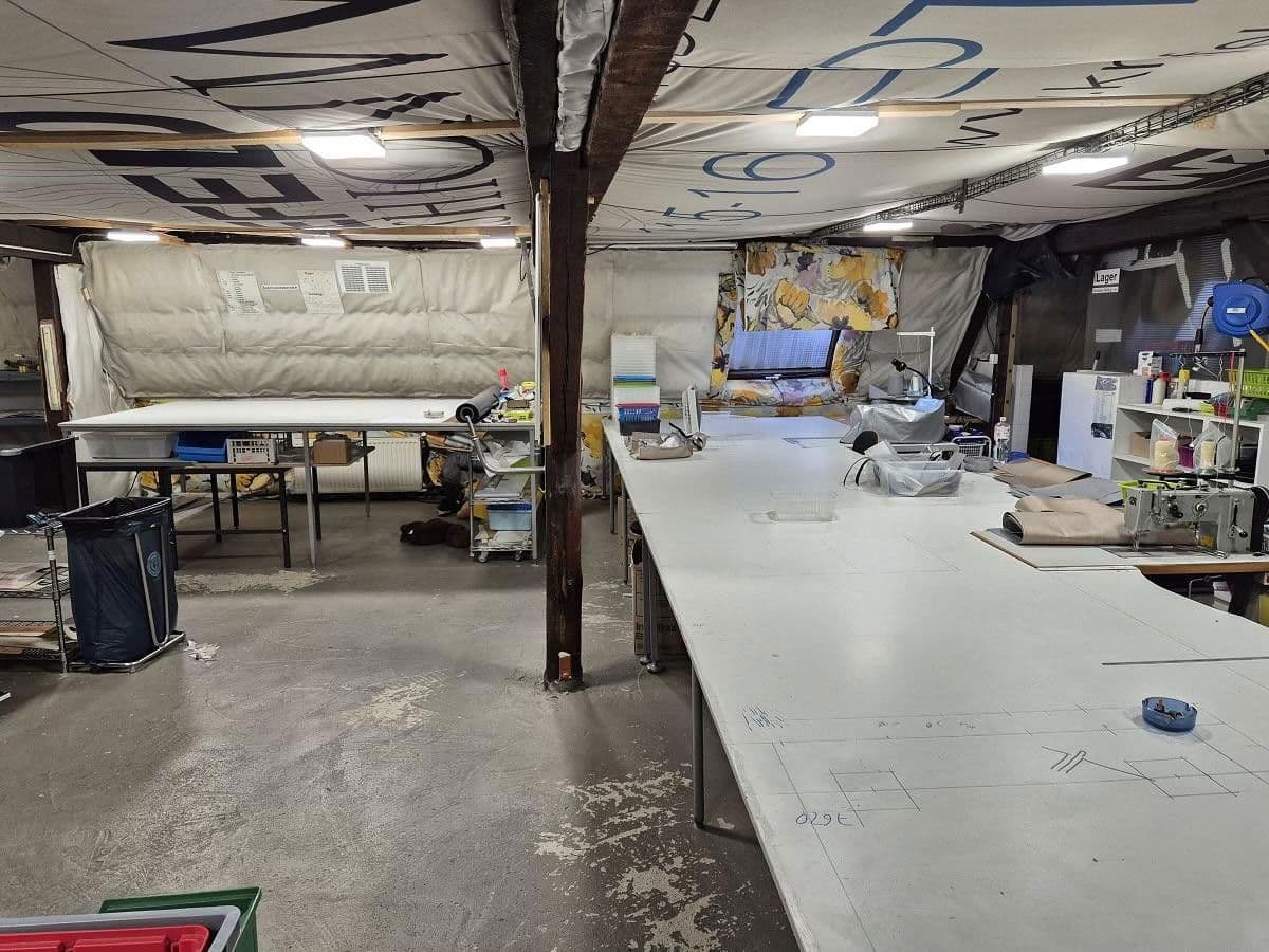 Prenájom nebytového priestoru 420 m², Hardenbergstraße 53, Krefeld, Severné Porýnie - Westfálsko Prenájom nebytového priestoru 420 m², Hardenbergstraße 53, Krefeld, Severné Porýnie - Westfálsko