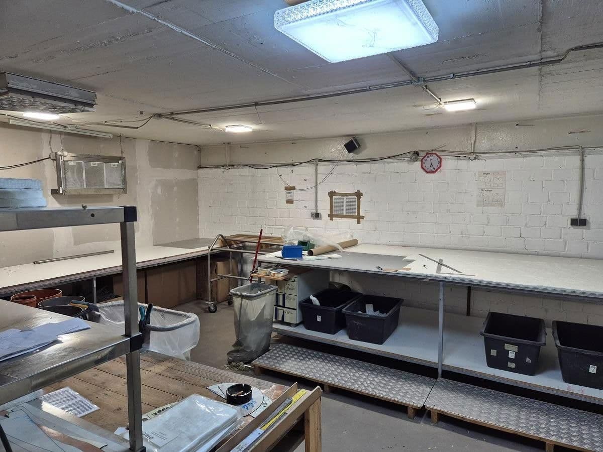 Prenájom nebytového priestoru 420 m², Hardenbergstraße 53, Krefeld, Severné Porýnie - Westfálsko Prenájom nebytového priestoru 420 m², Hardenbergstraße 53, Krefeld, Severné Porýnie - Westfálsko