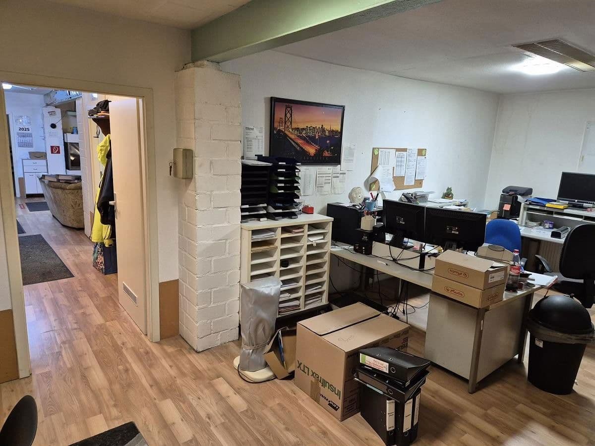 Prenájom nebytového priestoru 420 m², Hardenbergstraße 53, Krefeld, Severné Porýnie - Westfálsko Prenájom nebytového priestoru 420 m², Hardenbergstraße 53, Krefeld, Severné Porýnie - Westfálsko