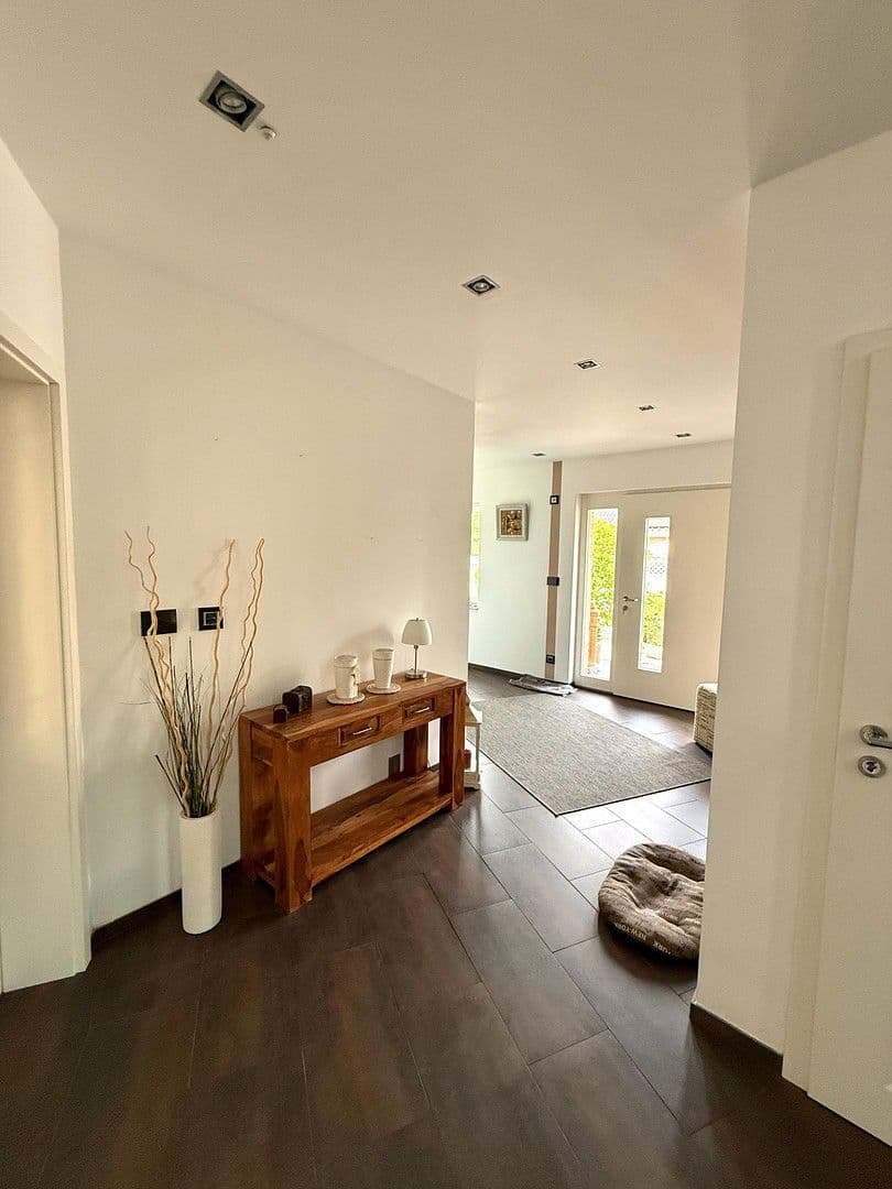 Predaj domu 190 m², pozemek 804 m², Buchholz in der Nordheide, Dolné Sasko Predaj domu 190 m², pozemek 804 m², Buchholz in der Nordheide, Dolné Sasko