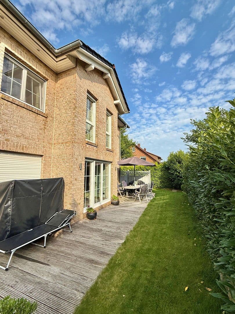 Predaj domu 190 m², pozemek 804 m², Buchholz in der Nordheide, Dolné Sasko Predaj domu 190 m², pozemek 804 m², Buchholz in der Nordheide, Dolné Sasko