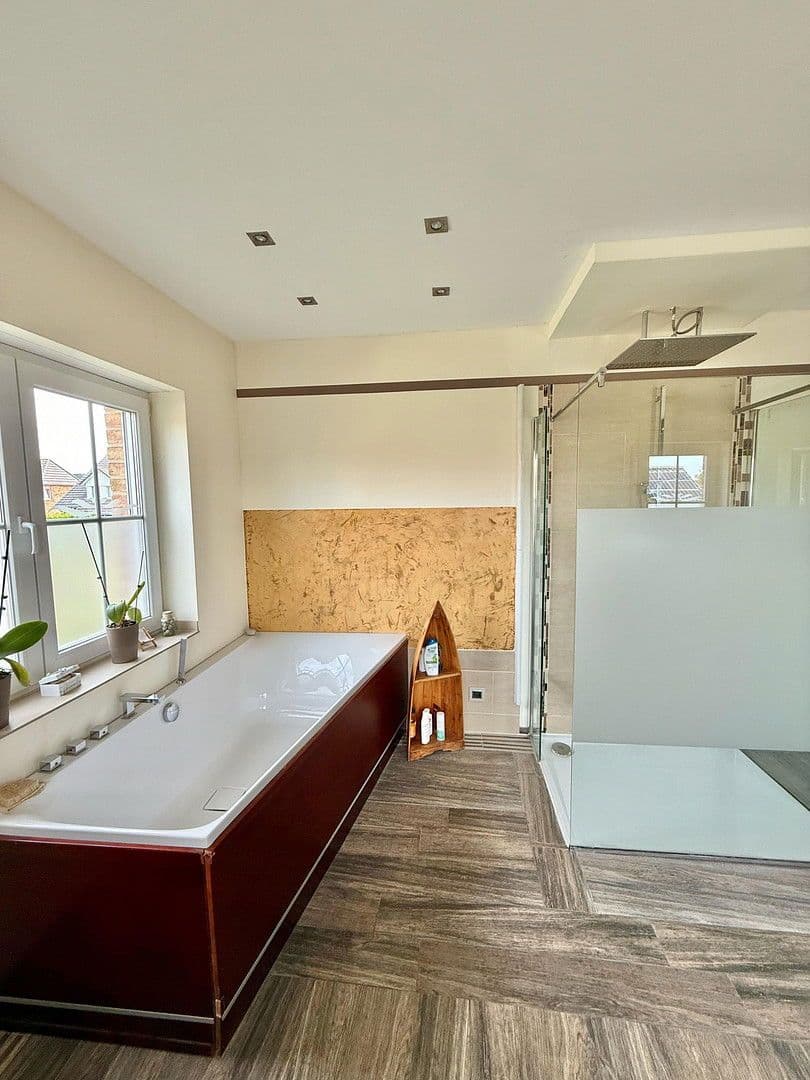 Predaj domu 190 m², pozemek 804 m², Buchholz in der Nordheide, Dolné Sasko Predaj domu 190 m², pozemek 804 m², Buchholz in der Nordheide, Dolné Sasko