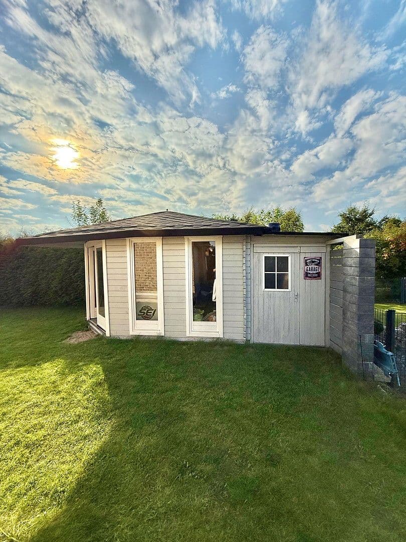 Predaj domu 190 m², pozemek 804 m², Buchholz in der Nordheide, Dolné Sasko Predaj domu 190 m², pozemek 804 m², Buchholz in der Nordheide, Dolné Sasko