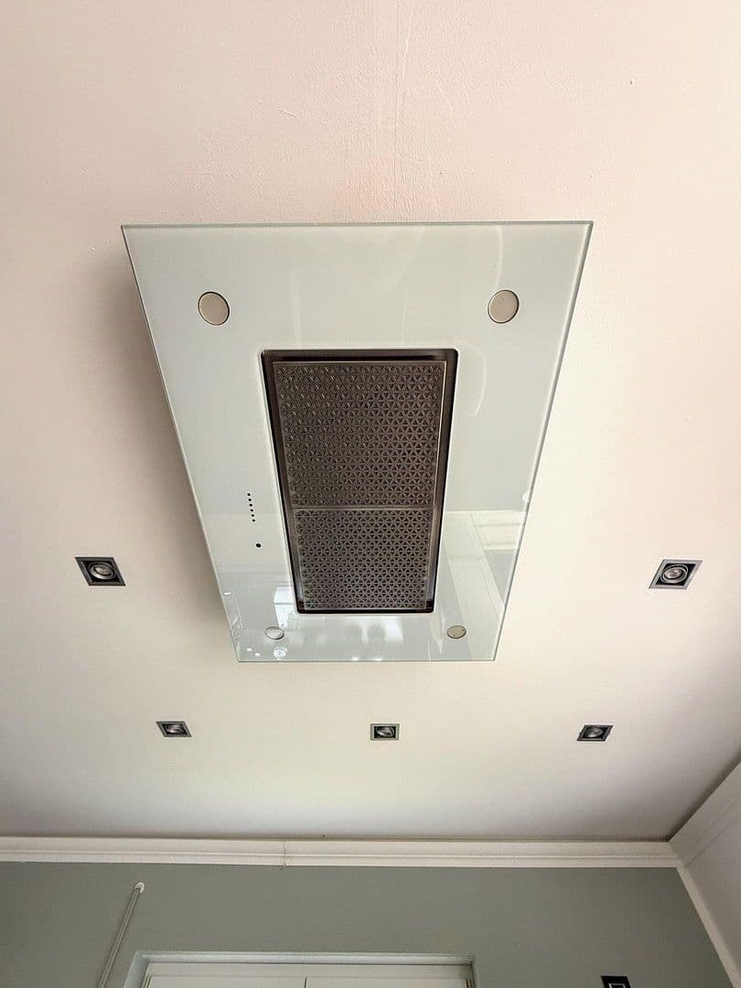 Predaj domu 190 m², pozemek 804 m², Buchholz in der Nordheide, Dolné Sasko Predaj domu 190 m², pozemek 804 m², Buchholz in der Nordheide, Dolné Sasko