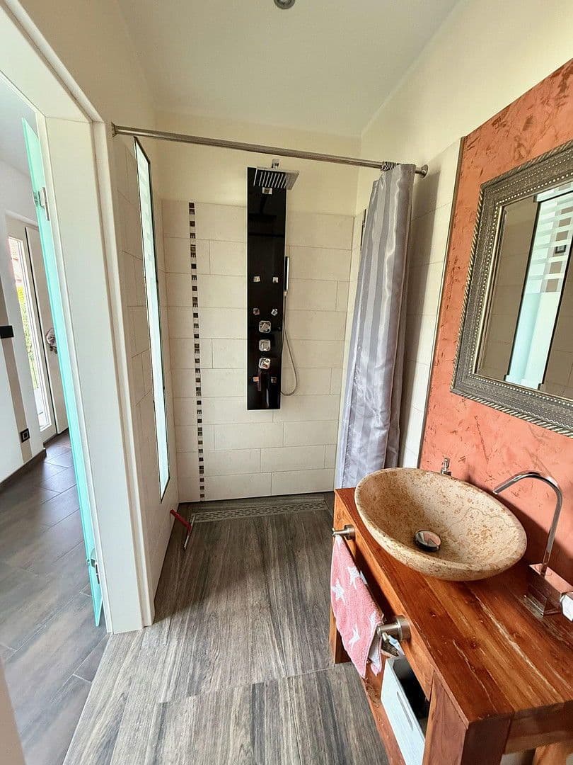 Predaj domu 190 m², pozemek 804 m², Buchholz in der Nordheide, Dolné Sasko Predaj domu 190 m², pozemek 804 m², Buchholz in der Nordheide, Dolné Sasko