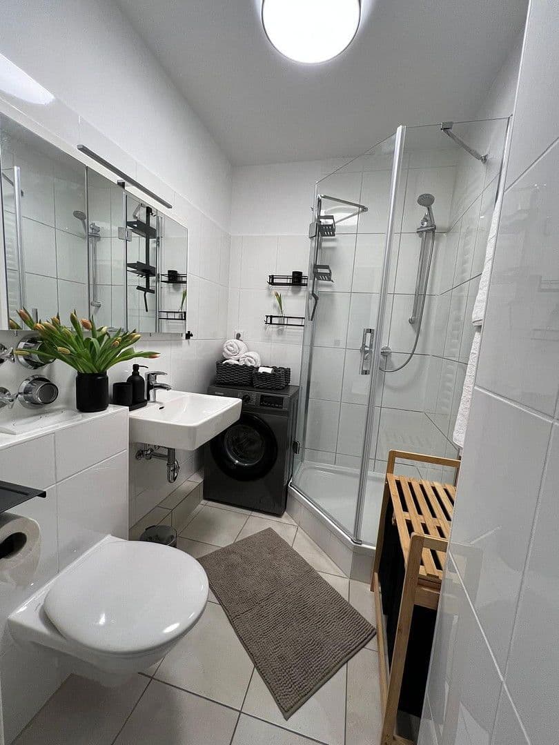 Prenájom bytu 3-izbový 70 m², Hamburg, Hamburg Prenájom bytu 3-izbový 70 m², Hamburg, Hamburg