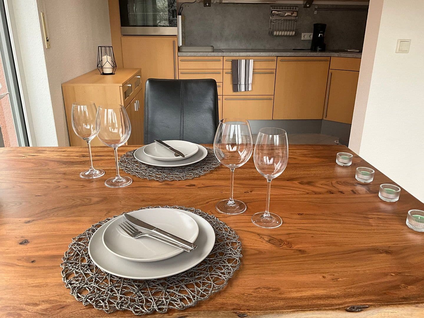 Prenájom bytu 2-izbový 69 m², Köln, Severné Porýnie - Westfálsko Prenájom bytu 2-izbový 69 m², Köln, Severné Porýnie - Westfálsko