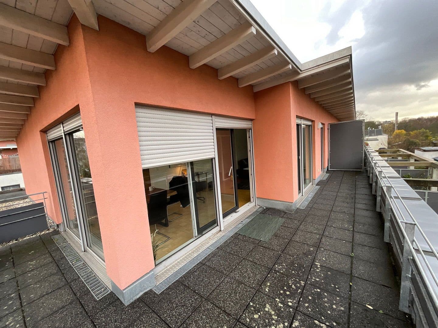 Prenájom bytu 2-izbový 69 m², Köln, Severné Porýnie - Westfálsko Prenájom bytu 2-izbový 69 m², Köln, Severné Porýnie - Westfálsko