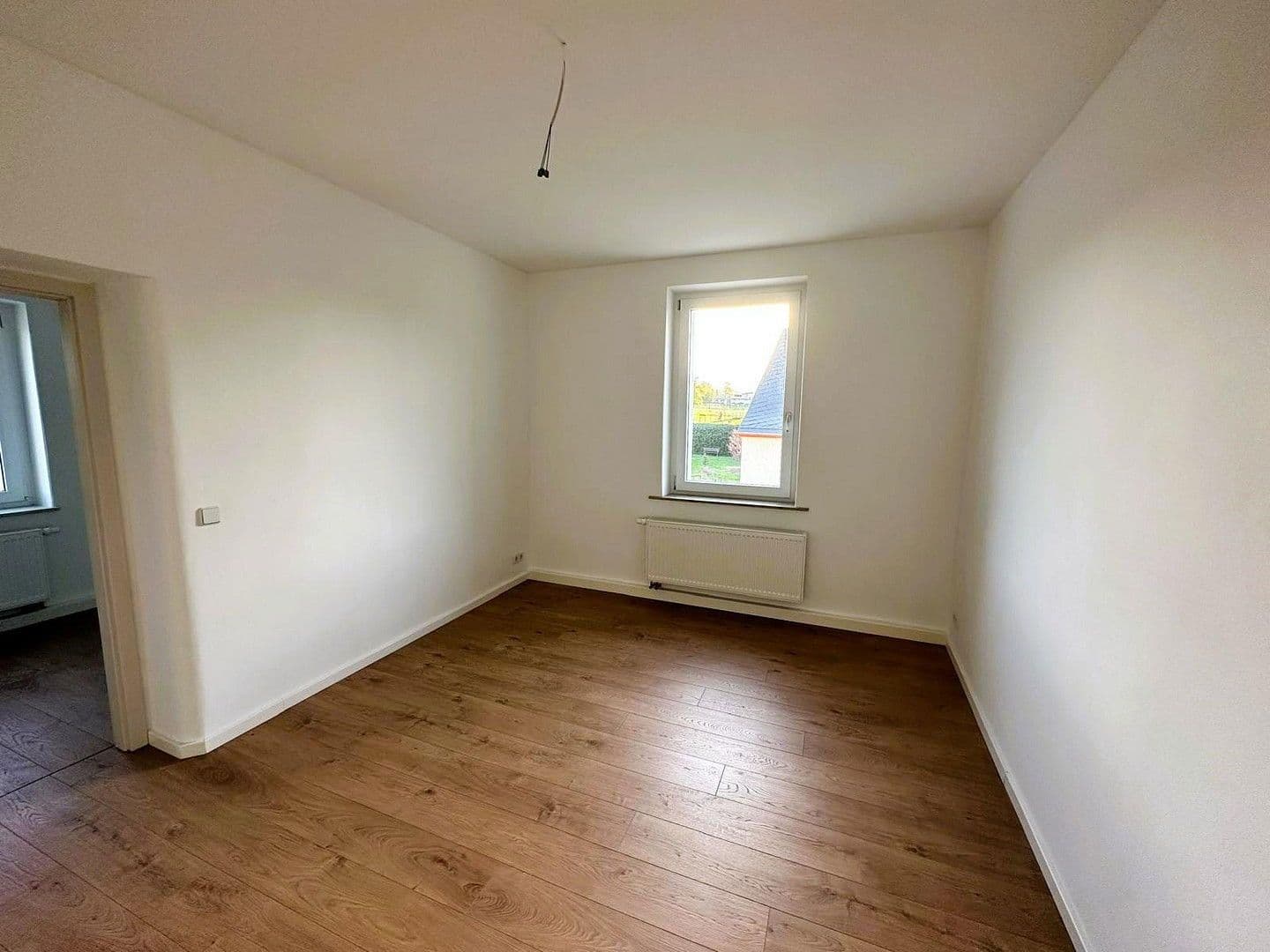 Prenájom bytu 4-izbový 97 m², Zum Lindenhof 18, Limbach-Oberfrohna, Sasko Prenájom bytu 4-izbový 97 m², Zum Lindenhof 18, Limbach-Oberfrohna, Sasko