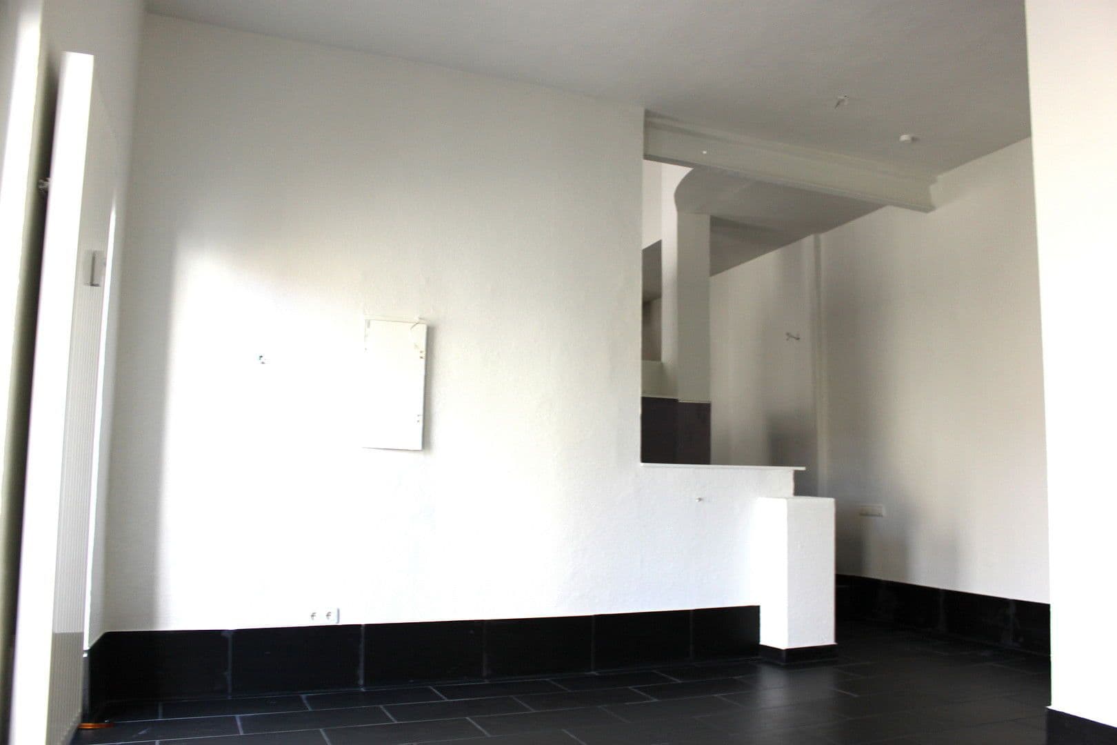 Prenájom bytu 5-izbový 115 m², Meißner Straße, 3, Wilsdruff, Sasko Prenájom bytu 5-izbový 115 m², Meißner Straße, 3, Wilsdruff, Sasko