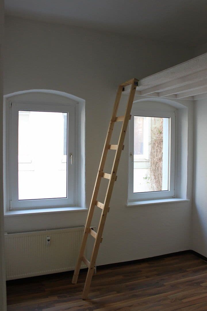 Prenájom bytu 5-izbový 115 m², Meißner Straße, 3, Wilsdruff, Sasko Prenájom bytu 5-izbový 115 m², Meißner Straße, 3, Wilsdruff, Sasko