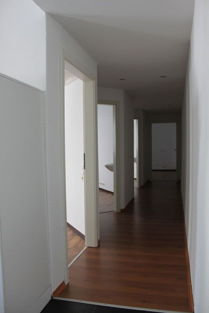 Prenájom bytu 5-izbový 115 m², Meißner Straße, 3, Wilsdruff, Sasko Prenájom bytu 5-izbový 115 m², Meißner Straße, 3, Wilsdruff, Sasko