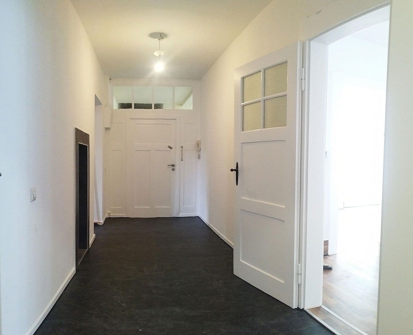 Prenájom bytu 4-izbový 112 m², Meißner Straße, 3, Wilsdruff, Sasko Prenájom bytu 4-izbový 112 m², Meißner Straße, 3, Wilsdruff, Sasko