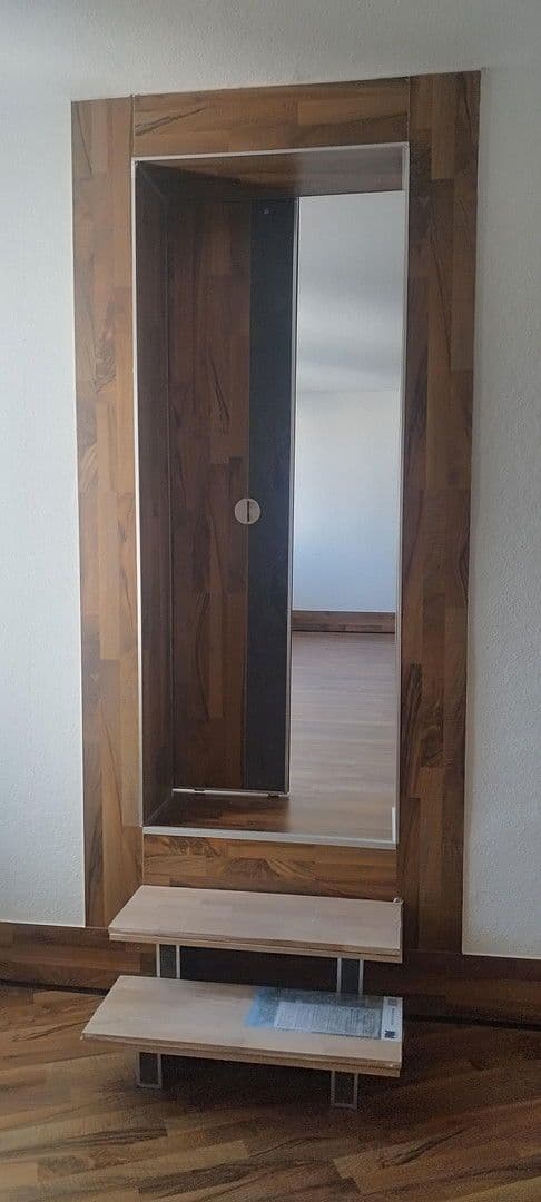 Prenájom bytu 4-izbový 112 m², Meißner Straße, 3, Wilsdruff, Sasko Prenájom bytu 4-izbový 112 m², Meißner Straße, 3, Wilsdruff, Sasko