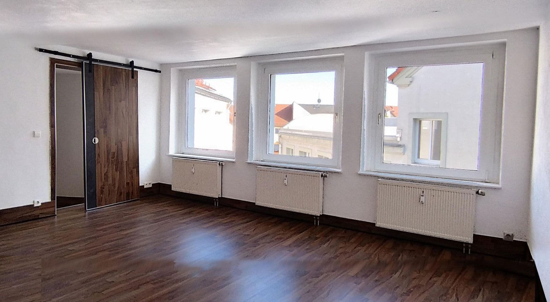 Prenájom bytu 4-izbový 112 m², Meißner Straße, 3, Wilsdruff, Sasko Prenájom bytu 4-izbový 112 m², Meißner Straße, 3, Wilsdruff, Sasko