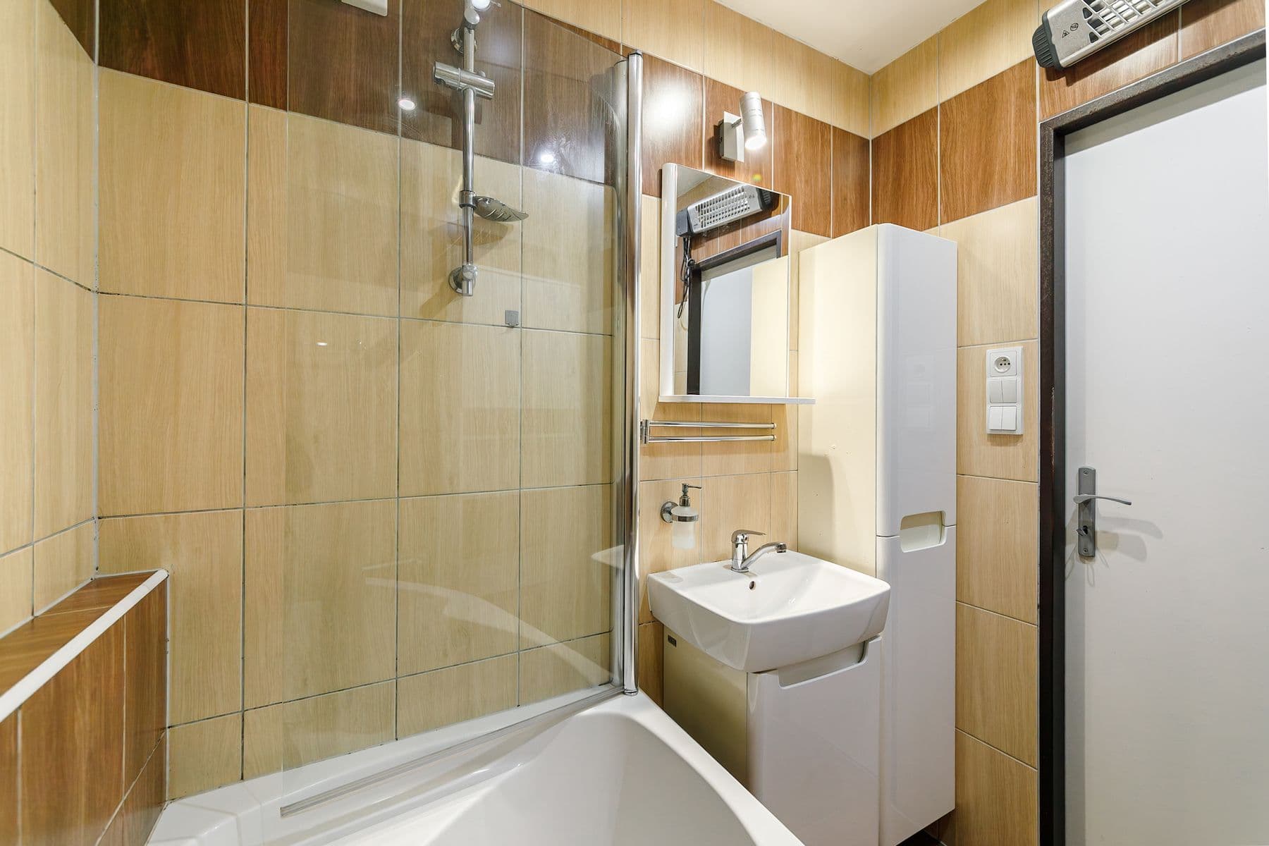 Predaj bytu 3-izbový 69 m², Kunínova, Praha, Praha Predaj bytu 3-izbový 69 m², Kunínova, Praha, Praha