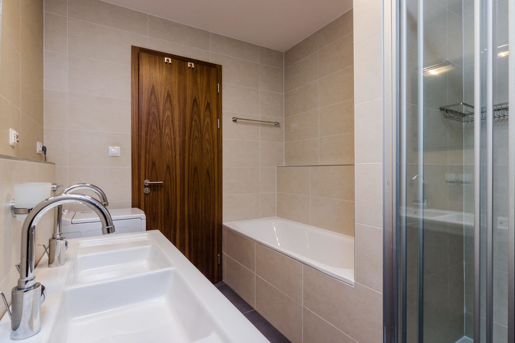 Prenájom bytu 2-izbový 71 m², Nad Závěrkou, Praha, Praha Prenájom bytu 2-izbový 71 m², Nad Závěrkou, Praha, Praha