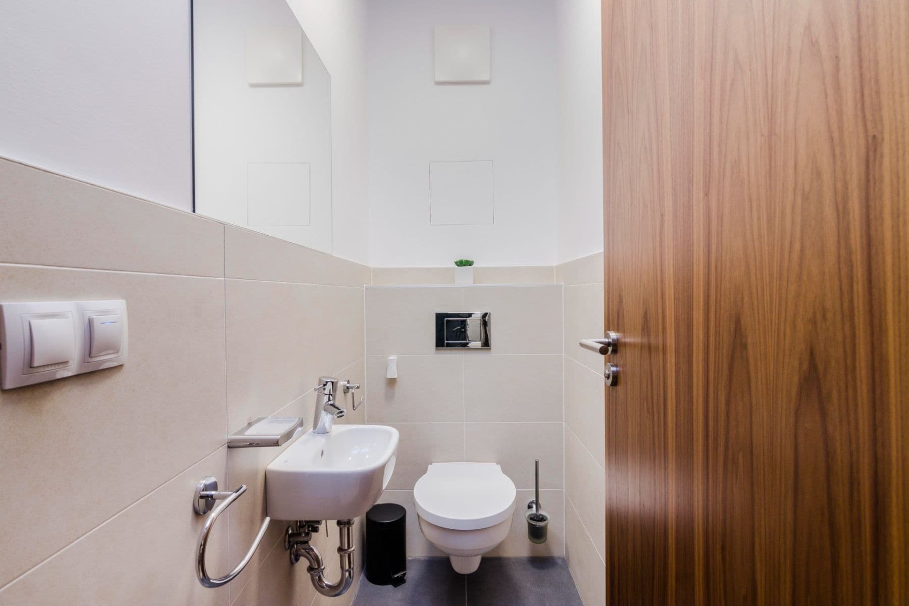 Prenájom bytu 2-izbový 71 m², Nad Závěrkou, Praha, Praha Prenájom bytu 2-izbový 71 m², Nad Závěrkou, Praha, Praha