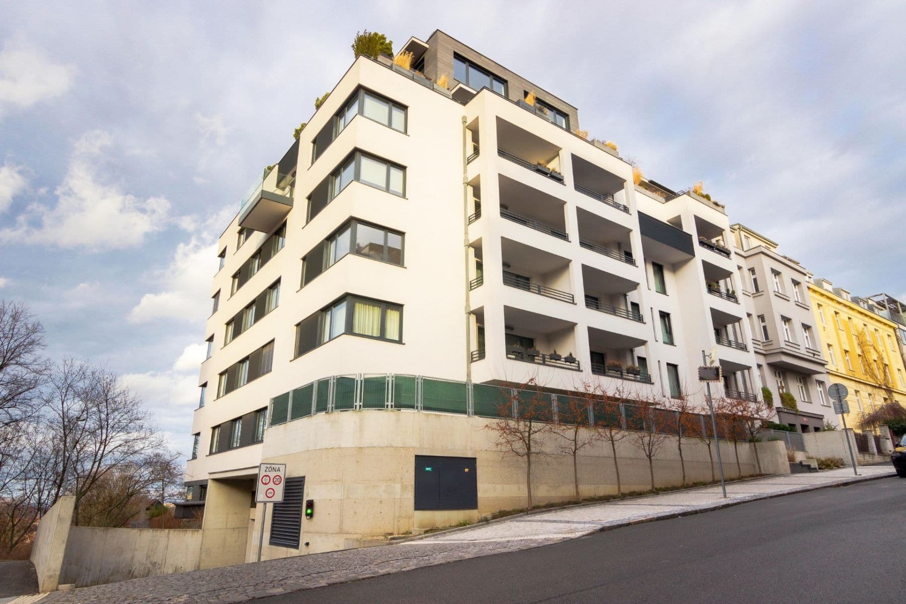 Prenájom bytu 2-izbový 71 m², Nad Závěrkou, Praha, Praha Prenájom bytu 2-izbový 71 m², Nad Závěrkou, Praha, Praha