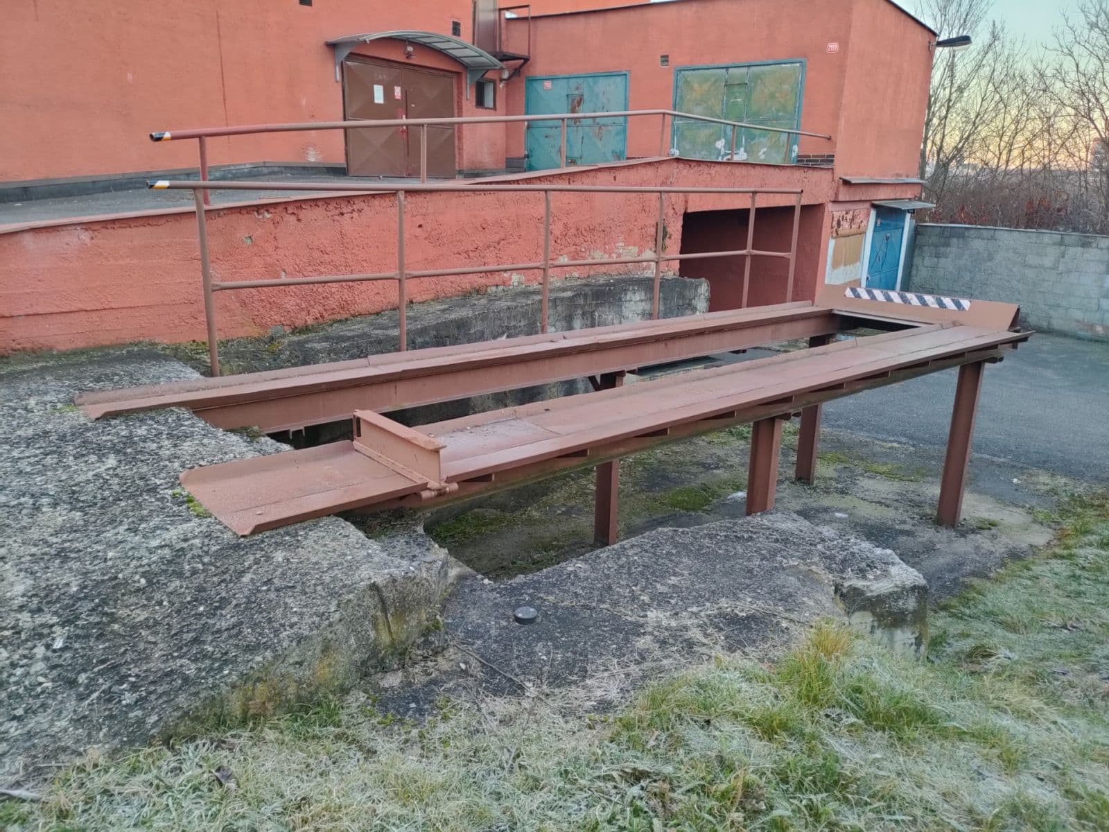 Prenájom garáže 16 m², Bellevue, Kladno, Středočeský kraj Prenájom garáže 16 m², Bellevue, Kladno, Středočeský kraj