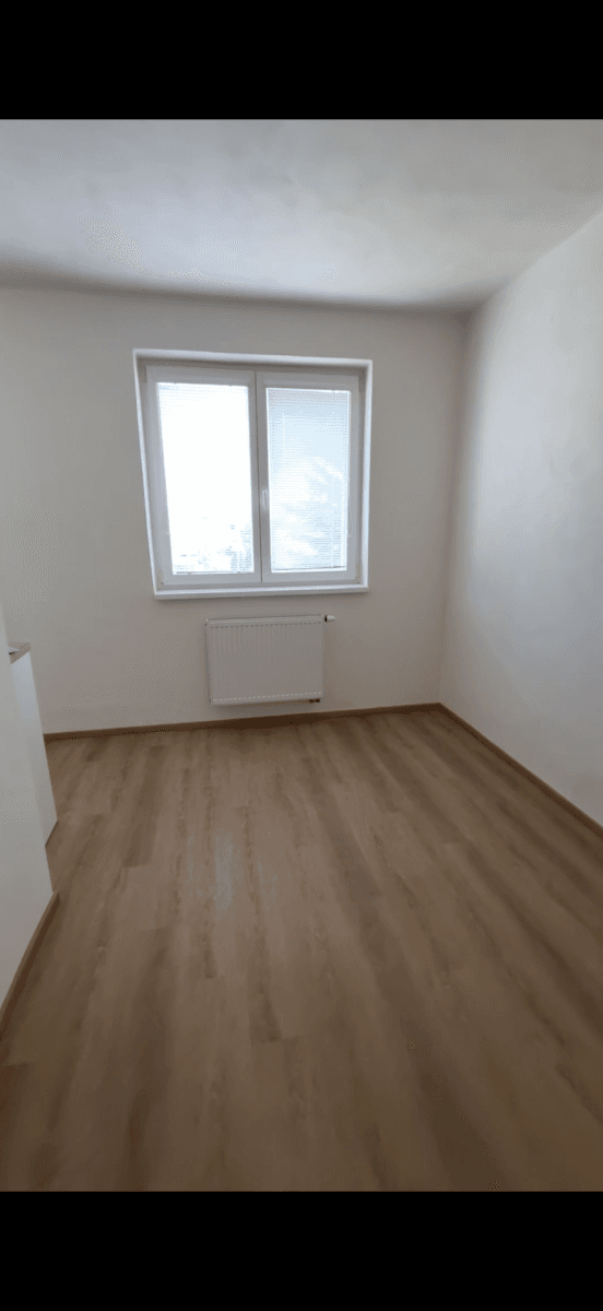 Prenájom bytu 2-izbový 59 m², Bohutín, Středočeský kraj Prenájom bytu 2-izbový 59 m², Bohutín, Středočeský kraj