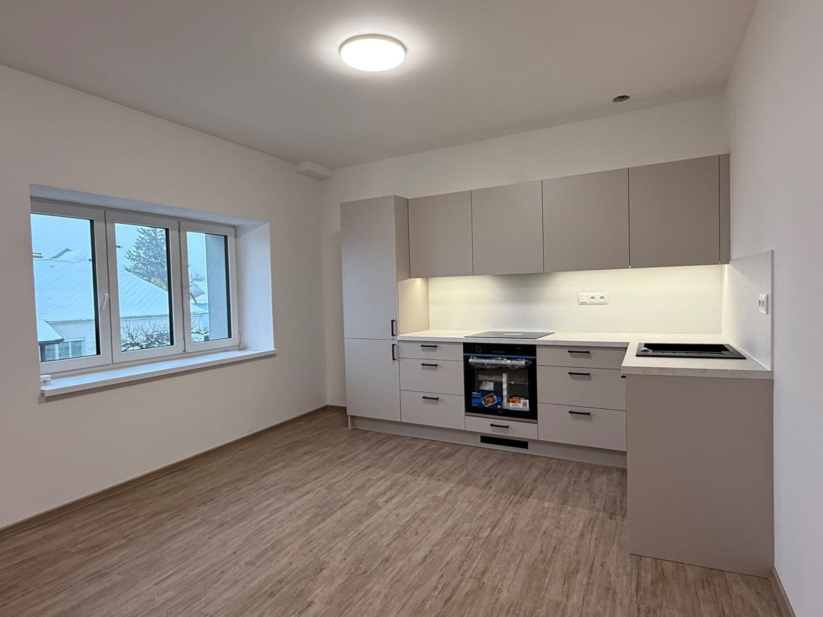 Prenájom bytu 2-izbový 43 m², Hněvotín, Olomoucký kraj Prenájom bytu 2-izbový 43 m², Hněvotín, Olomoucký kraj