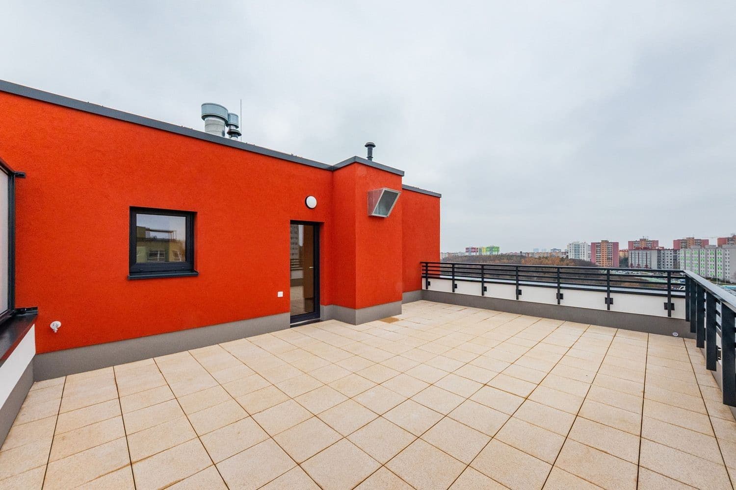 Prenájom bytu 2-izbový 47 m², Miloše Havla, Praha, Praha Prenájom bytu 2-izbový 47 m², Miloše Havla, Praha, Praha