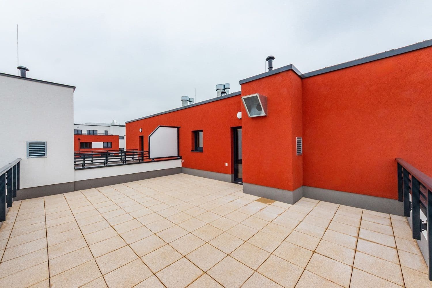 Prenájom bytu 2-izbový 47 m², Miloše Havla, Praha, Praha Prenájom bytu 2-izbový 47 m², Miloše Havla, Praha, Praha