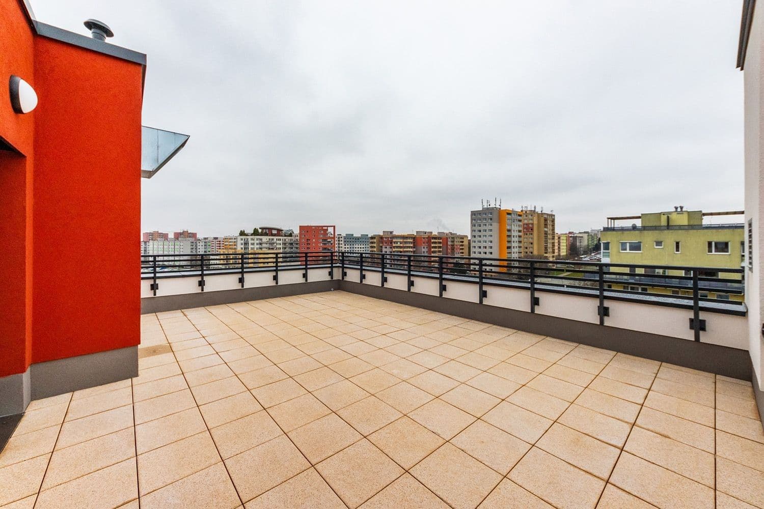 Prenájom bytu 2-izbový 47 m², Miloše Havla, Praha, Praha Prenájom bytu 2-izbový 47 m², Miloše Havla, Praha, Praha