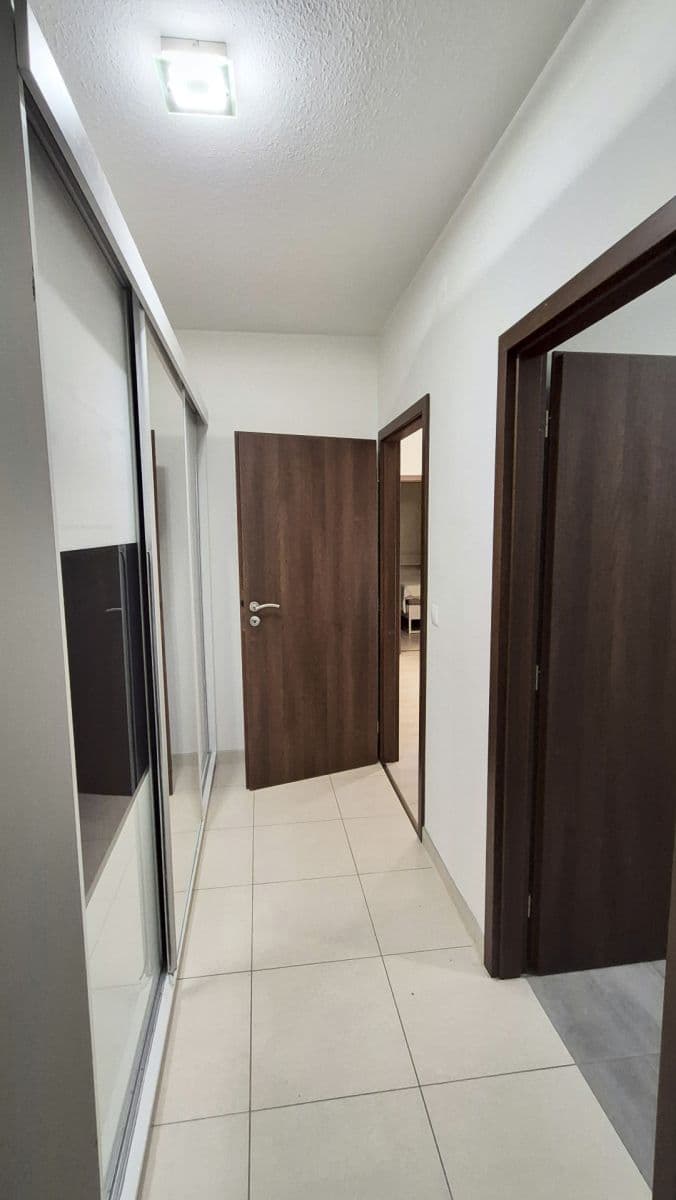 Prenájom bytu 2-izbový 48 m², Generála Selnera, Kladno, Středočeský kraj Prenájom bytu 2-izbový 48 m², Generála Selnera, Kladno, Středočeský kraj