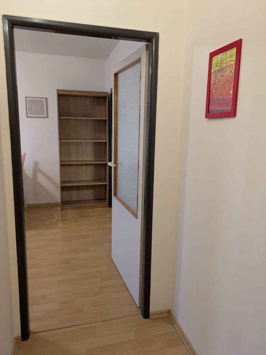 Prenájom bytu 2-izbový 46 m², Famfulíkova, Praha, Praha Prenájom bytu 2-izbový 46 m², Famfulíkova, Praha, Praha