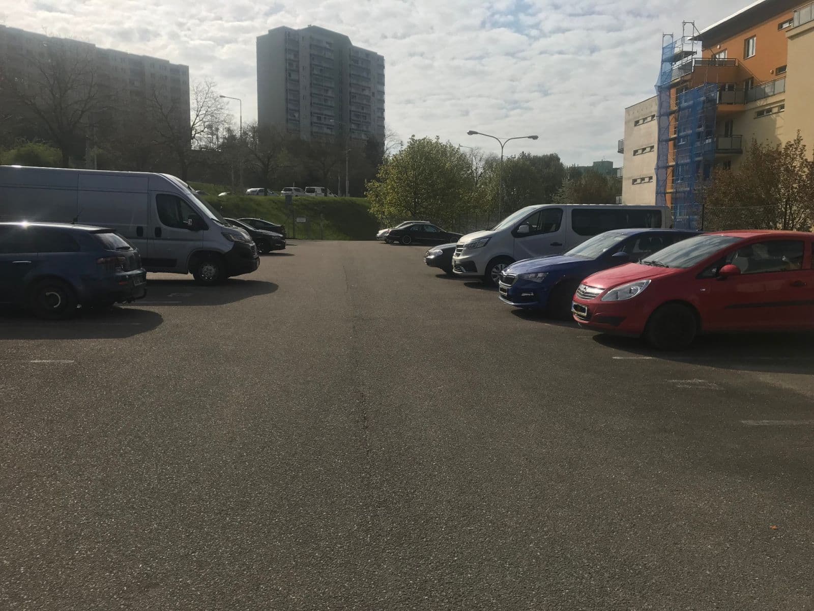 Prenájom garáže 14 m², Plachty, Brno, Jihomoravský kraj Prenájom garáže 14 m², Plachty, Brno, Jihomoravský kraj