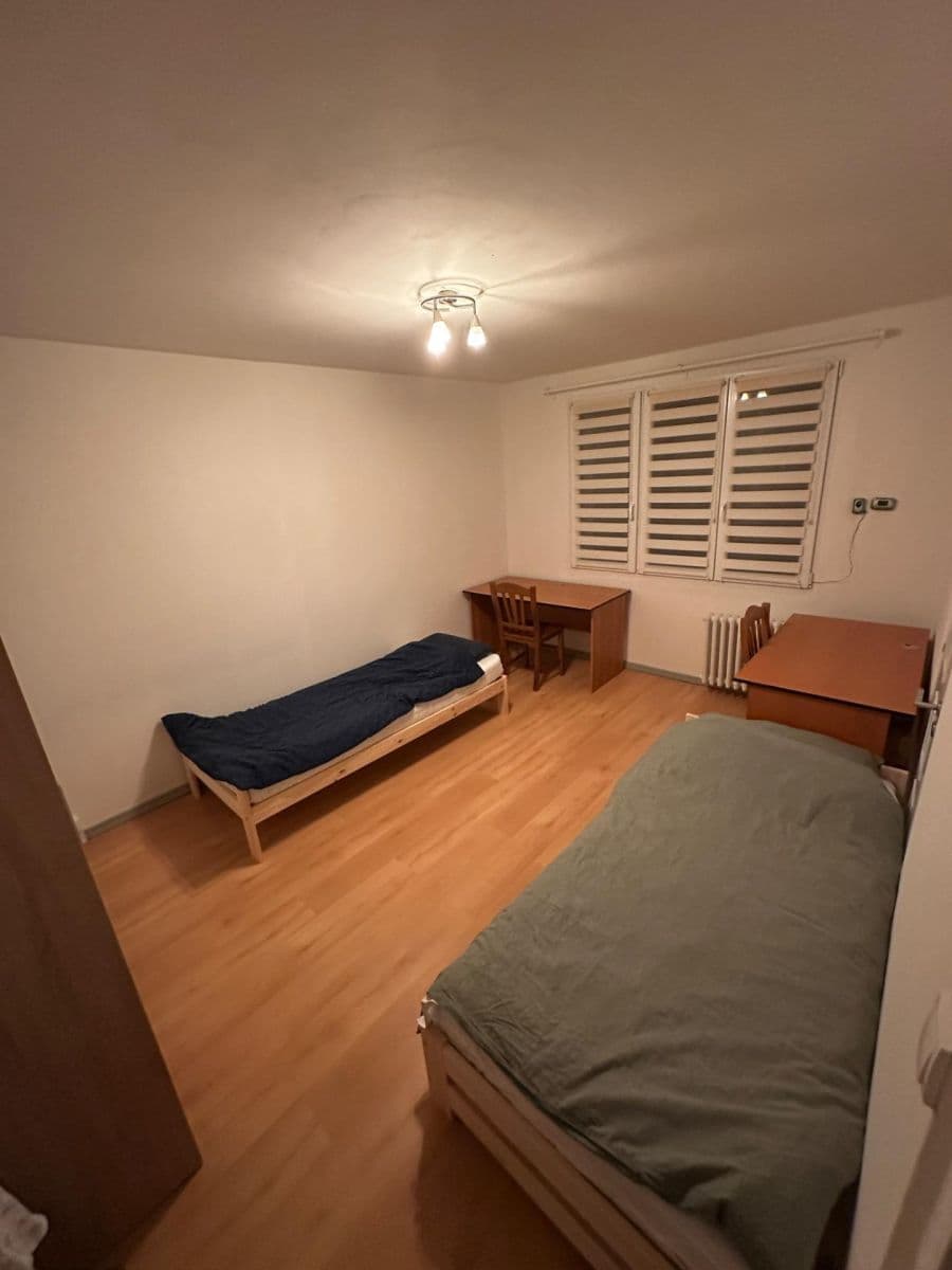 Prenájom bytu 3-izbový 13 m², Nad Dalmatinkou, Plzeň, Plzeňský kraj Prenájom bytu 3-izbový 13 m², Nad Dalmatinkou, Plzeň, Plzeňský kraj