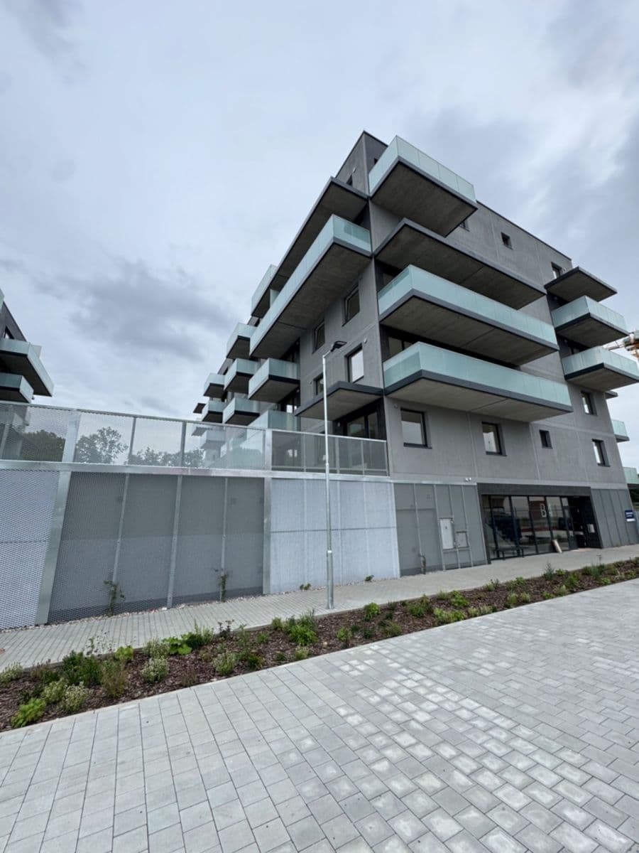 Predaj bytu 1-izbový 33 m², Čakovická, Praha, Praha Predaj bytu 1-izbový 33 m², Čakovická, Praha, Praha