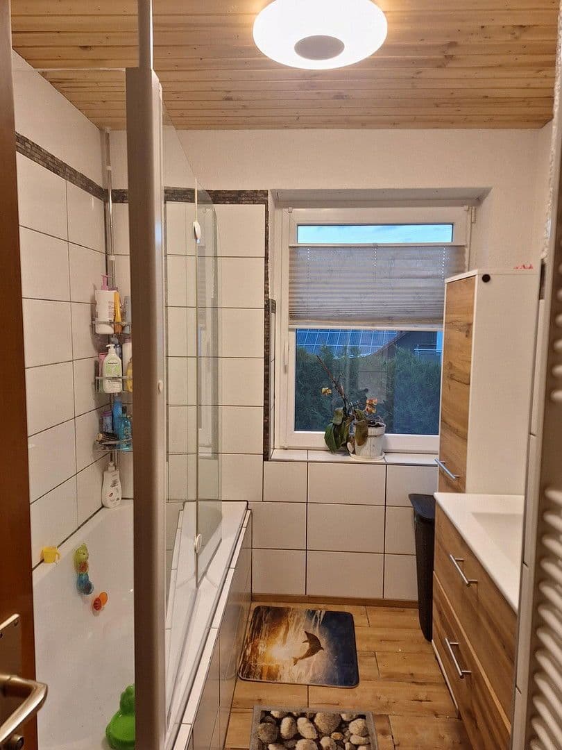 Predaj domu 100 m², pozemek 1.000 m², Emeringen, Bádensko-Wurttembersko Predaj domu 100 m², pozemek 1.000 m², Emeringen, Bádensko-Wurttembersko