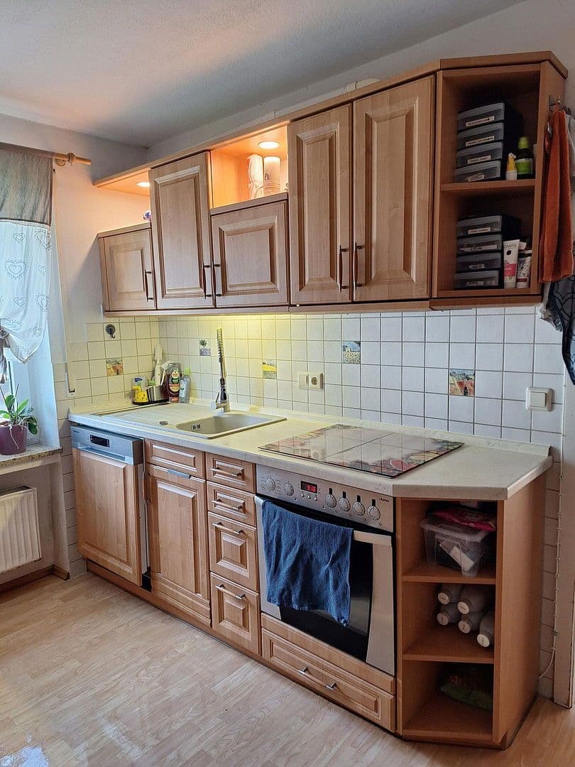 Predaj domu 100 m², pozemek 1.000 m², Emeringen, Bádensko-Wurttembersko Predaj domu 100 m², pozemek 1.000 m², Emeringen, Bádensko-Wurttembersko