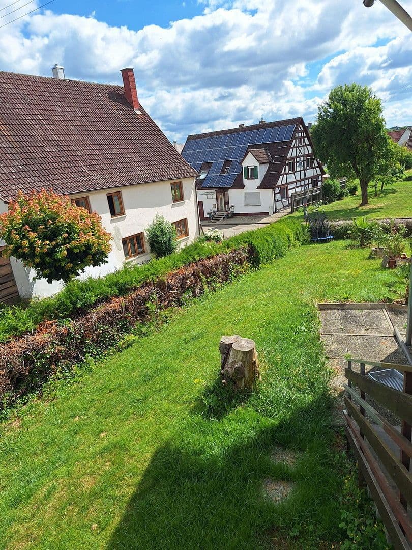 Predaj domu 100 m², pozemek 1.000 m², Emeringen, Bádensko-Wurttembersko Predaj domu 100 m², pozemek 1.000 m², Emeringen, Bádensko-Wurttembersko