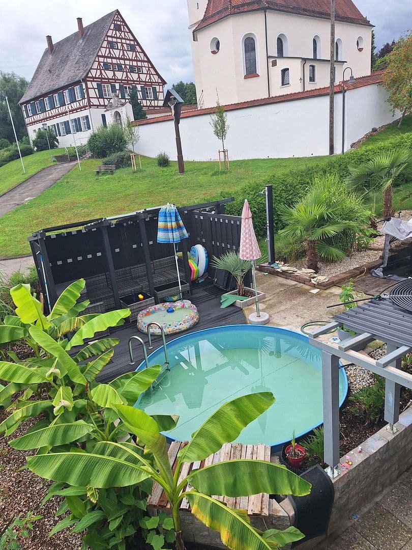 Predaj domu 100 m², pozemek 1.000 m², Emeringen, Bádensko-Wurttembersko Predaj domu 100 m², pozemek 1.000 m², Emeringen, Bádensko-Wurttembersko