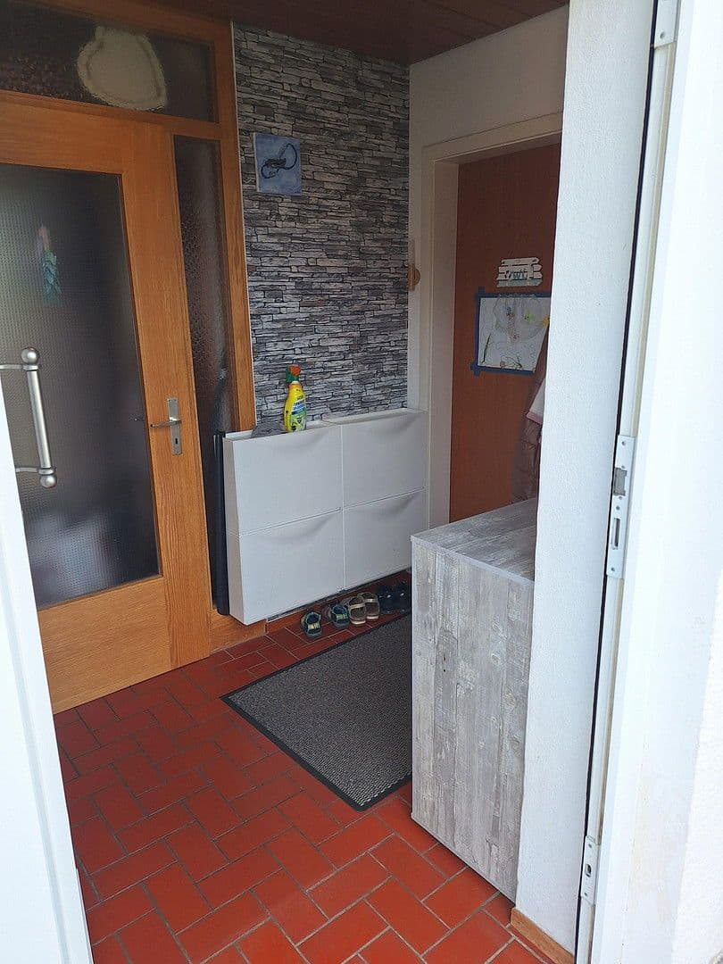 Predaj domu 100 m², pozemek 1.000 m², Emeringen, Bádensko-Wurttembersko Predaj domu 100 m², pozemek 1.000 m², Emeringen, Bádensko-Wurttembersko